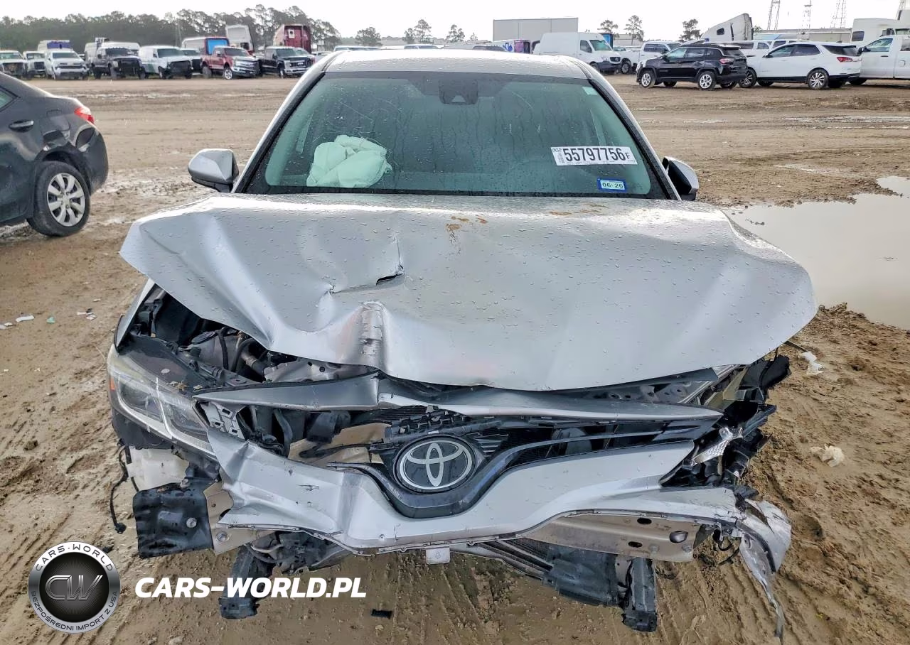 2019 Toyota Camry Le VIN:4T1B11HK4KU240564 - 5