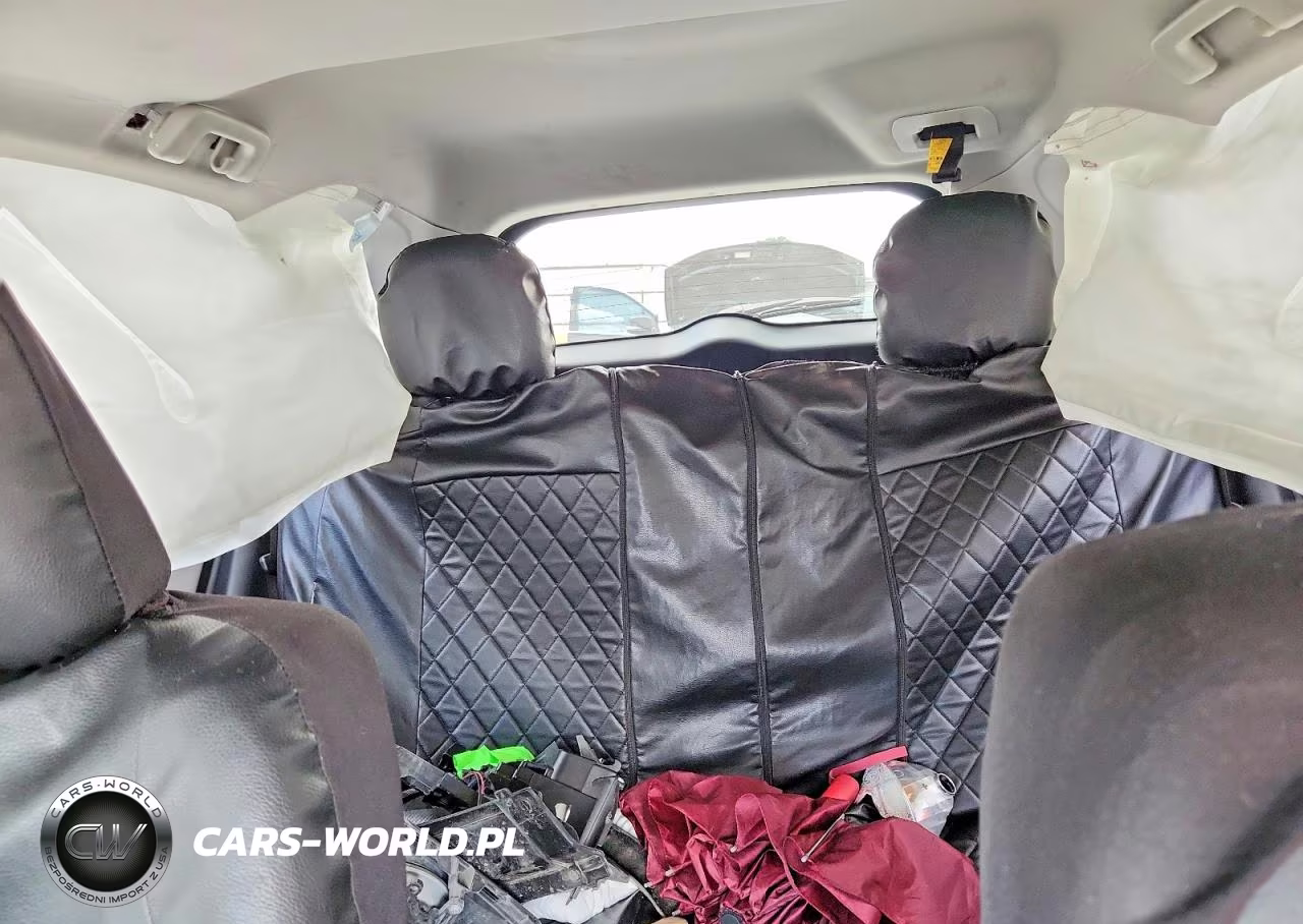 2017 Toyota Rav4 Xle VIN:JTMWFREV0HJ117617 - 10