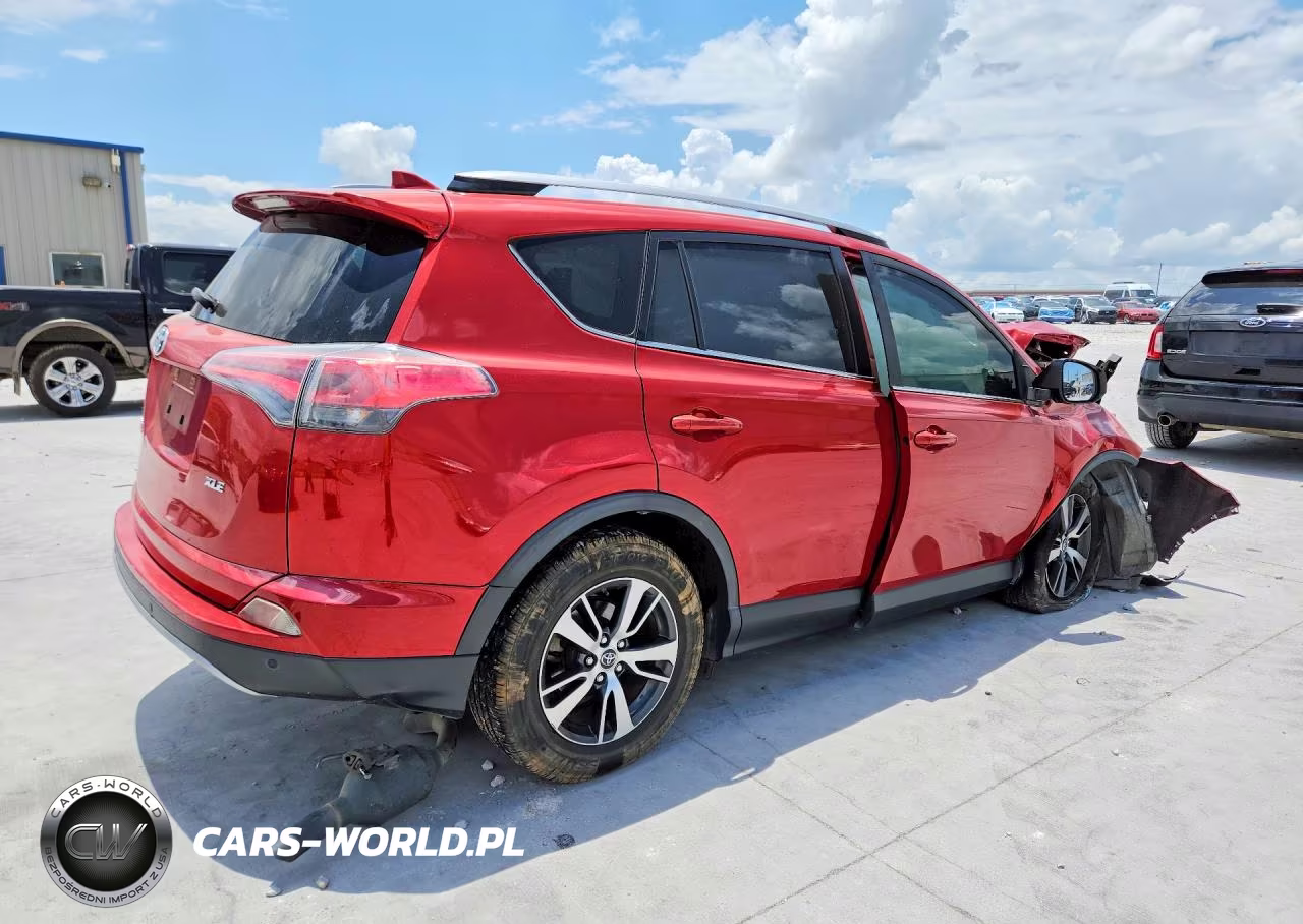 2017 Toyota Rav4 Xle VIN:JTMWFREV0HJ117617 - 3