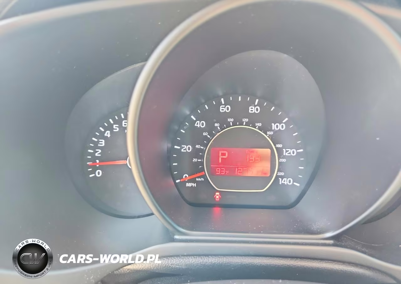 2018 Kia Soul + VIN:KNDJP3A53J7903974 - 9