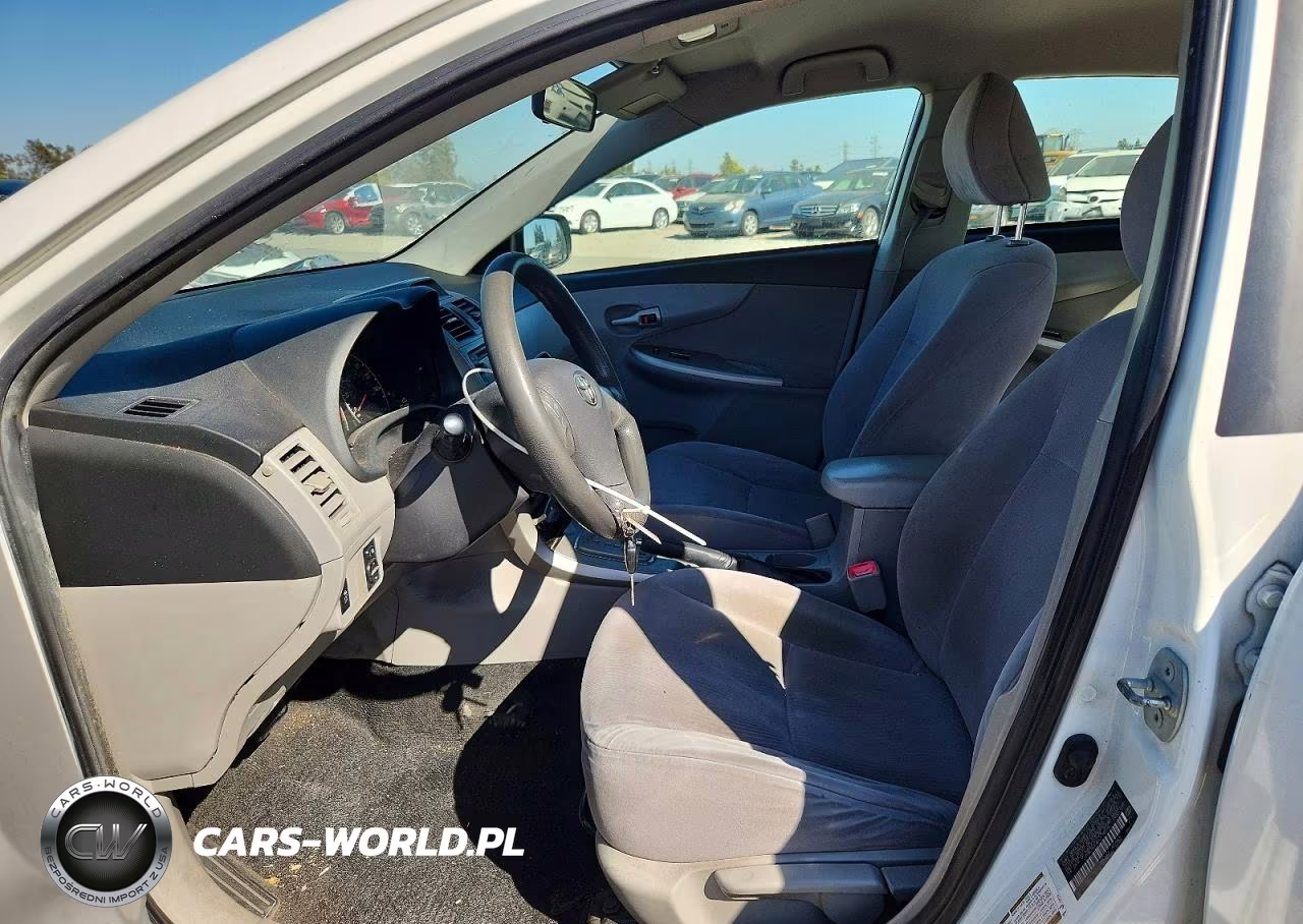 2013 Toyota Corolla Le VIN:JTDBU4EE4DJ118576 - 7
