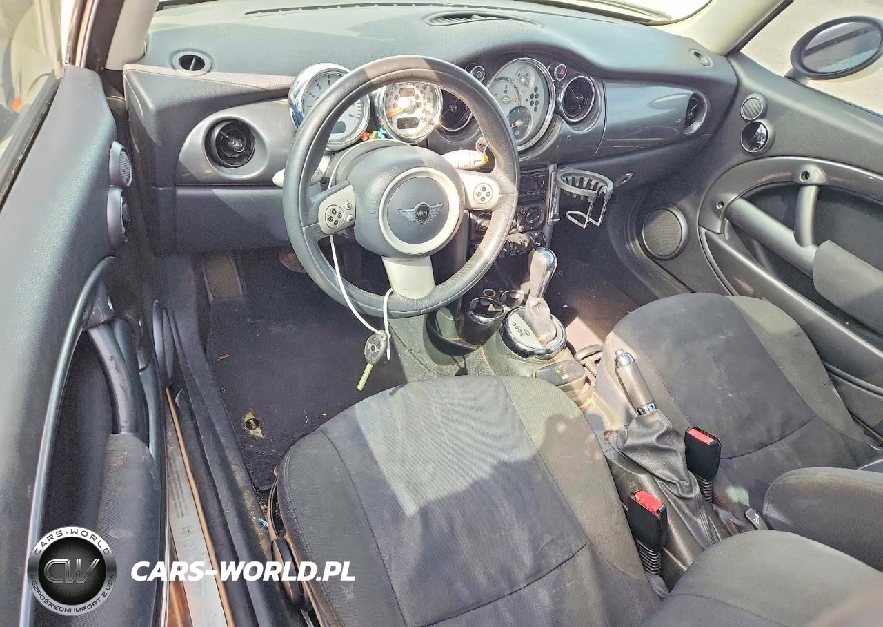 2006 Mini Cooper VIN:WMWRC33566TJ77485 - 8