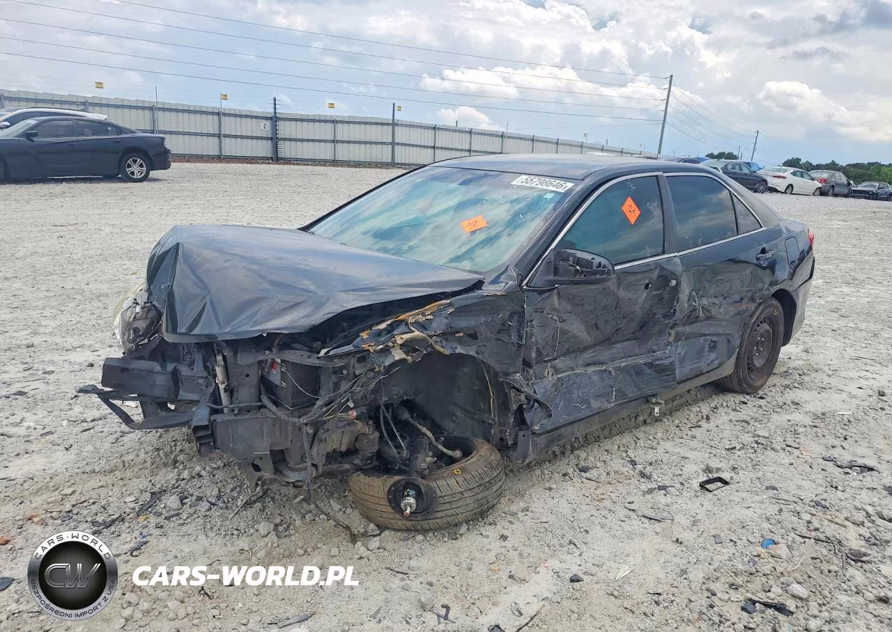 2012 Toyota Camry L – zdjęcie 1 z 12