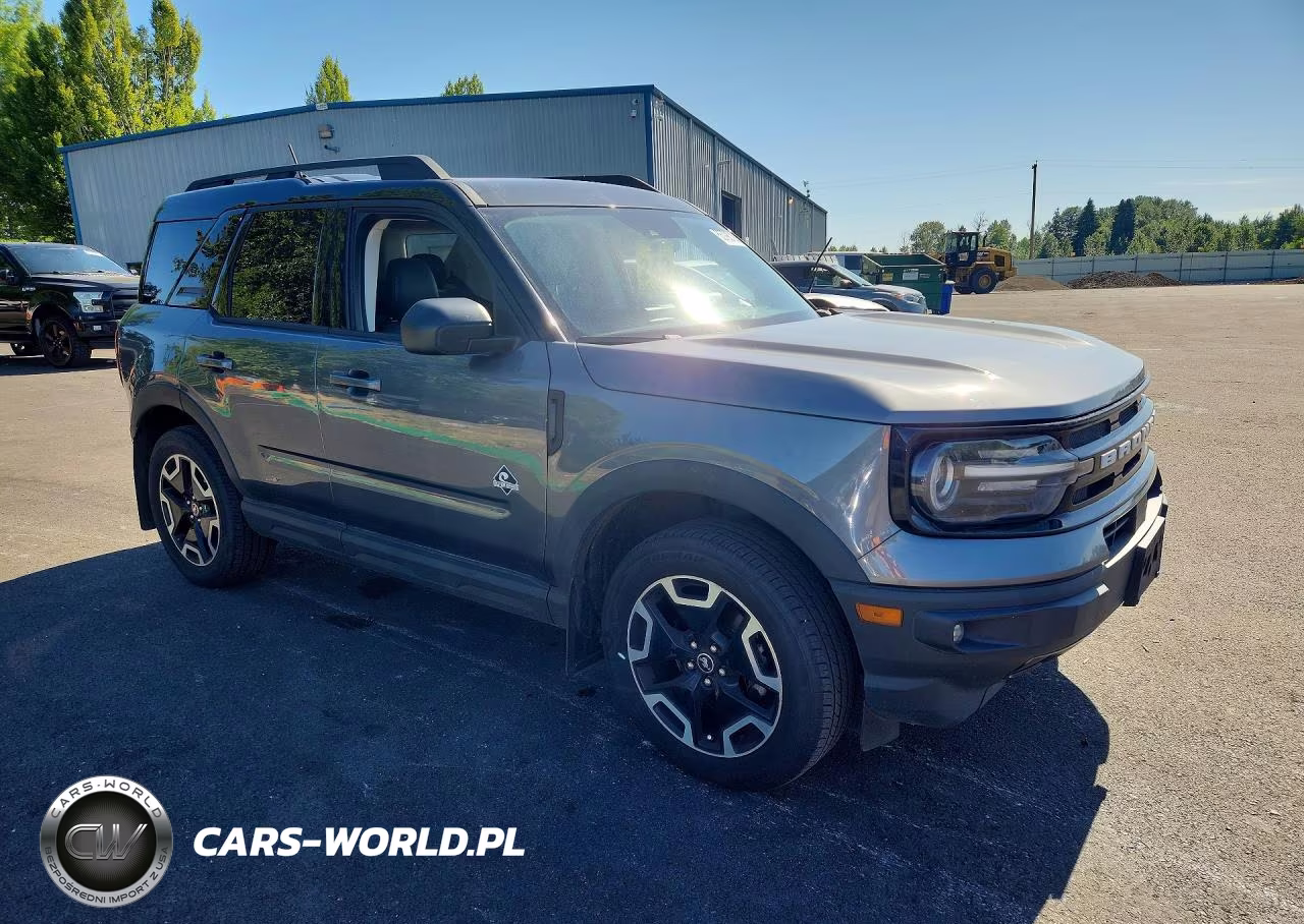 2021 Ford Bronco Sport Outer Banks VIN:3FMCR9C62MRA23840 - 4