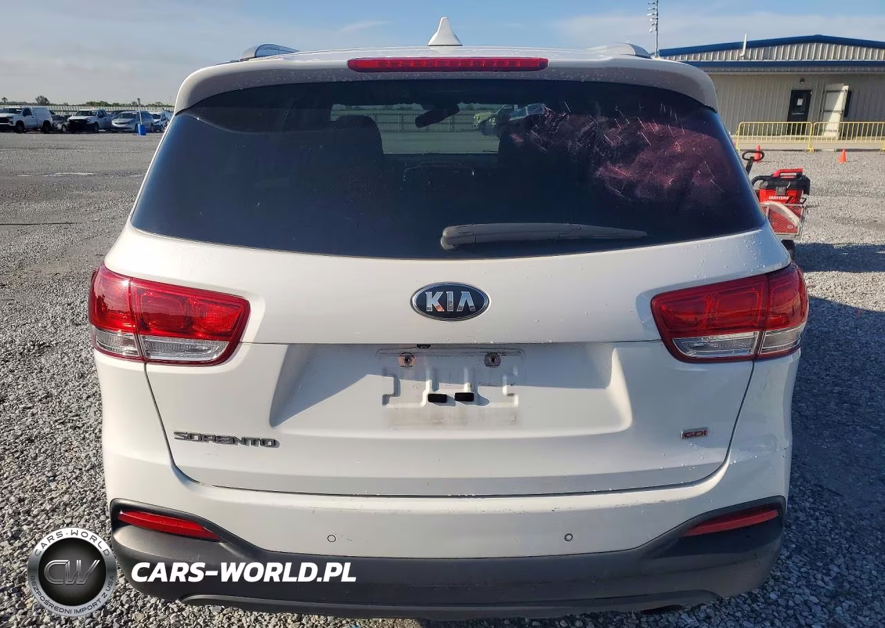 2018 Kia Sorento VIN:5XYPG4A39JG413590 - 6