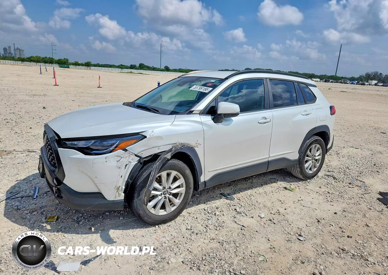 2022 Toyota Corolla Cross Le