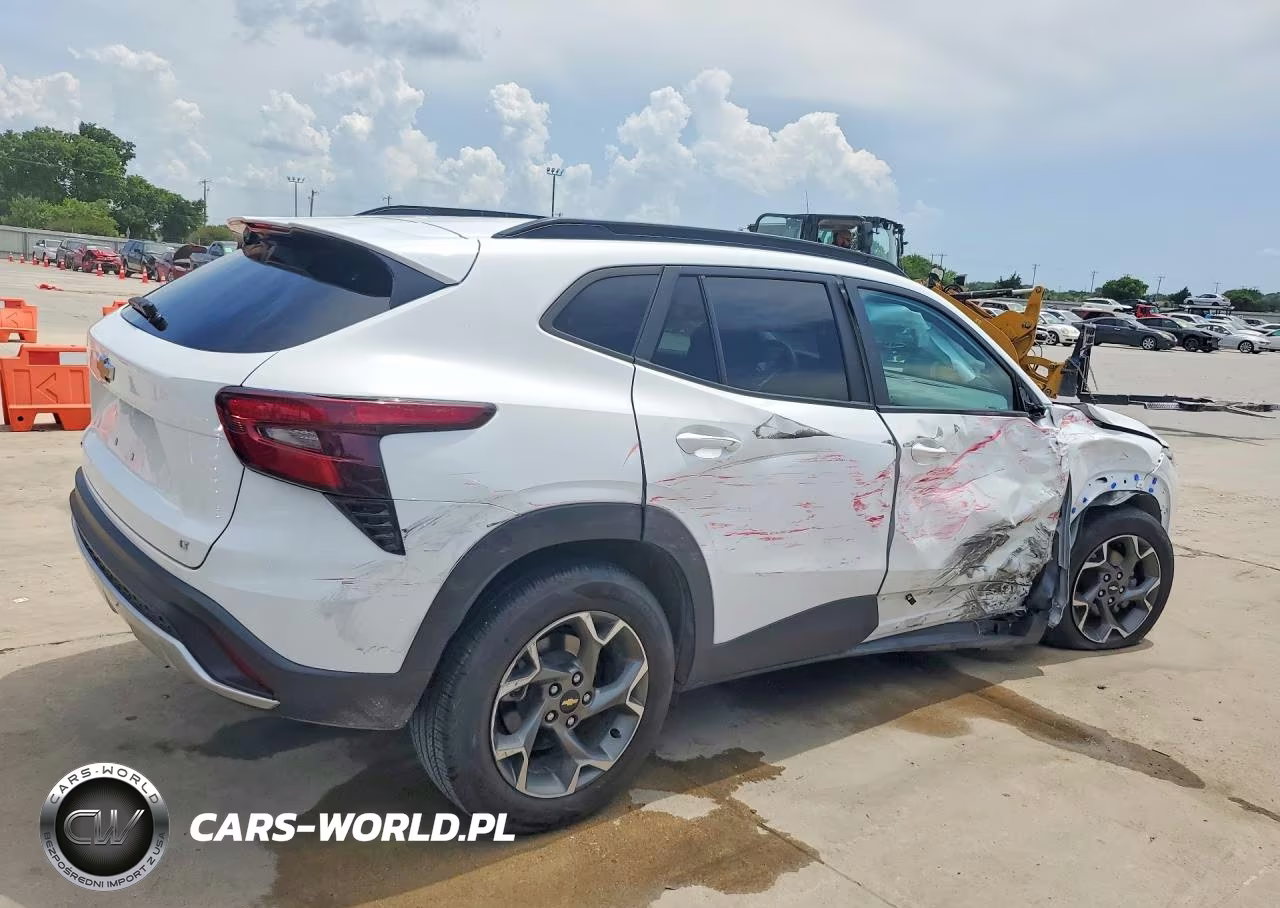 2025 Chevrolet Trax 1Lt VIN:KL77LHEP1SC204539 - 3