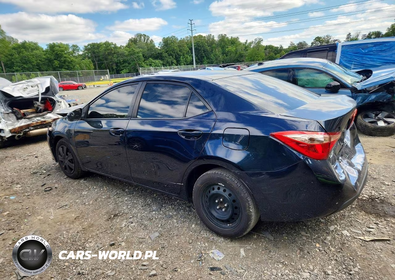 2018 Toyota Corolla Le VIN:2T1BURHE4JC997335 - 2