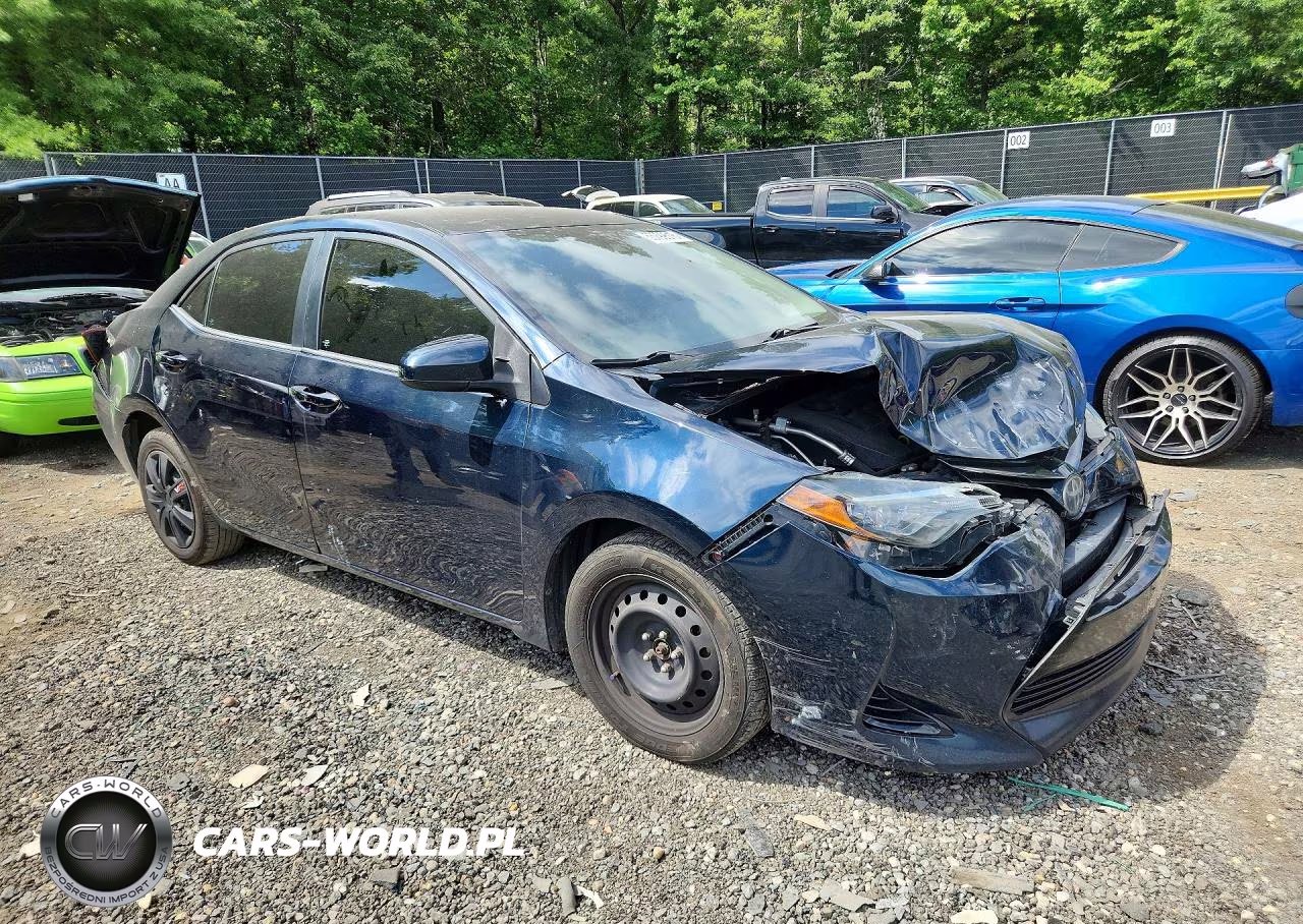 2018 Toyota Corolla Le VIN:2T1BURHE4JC997335 - 4