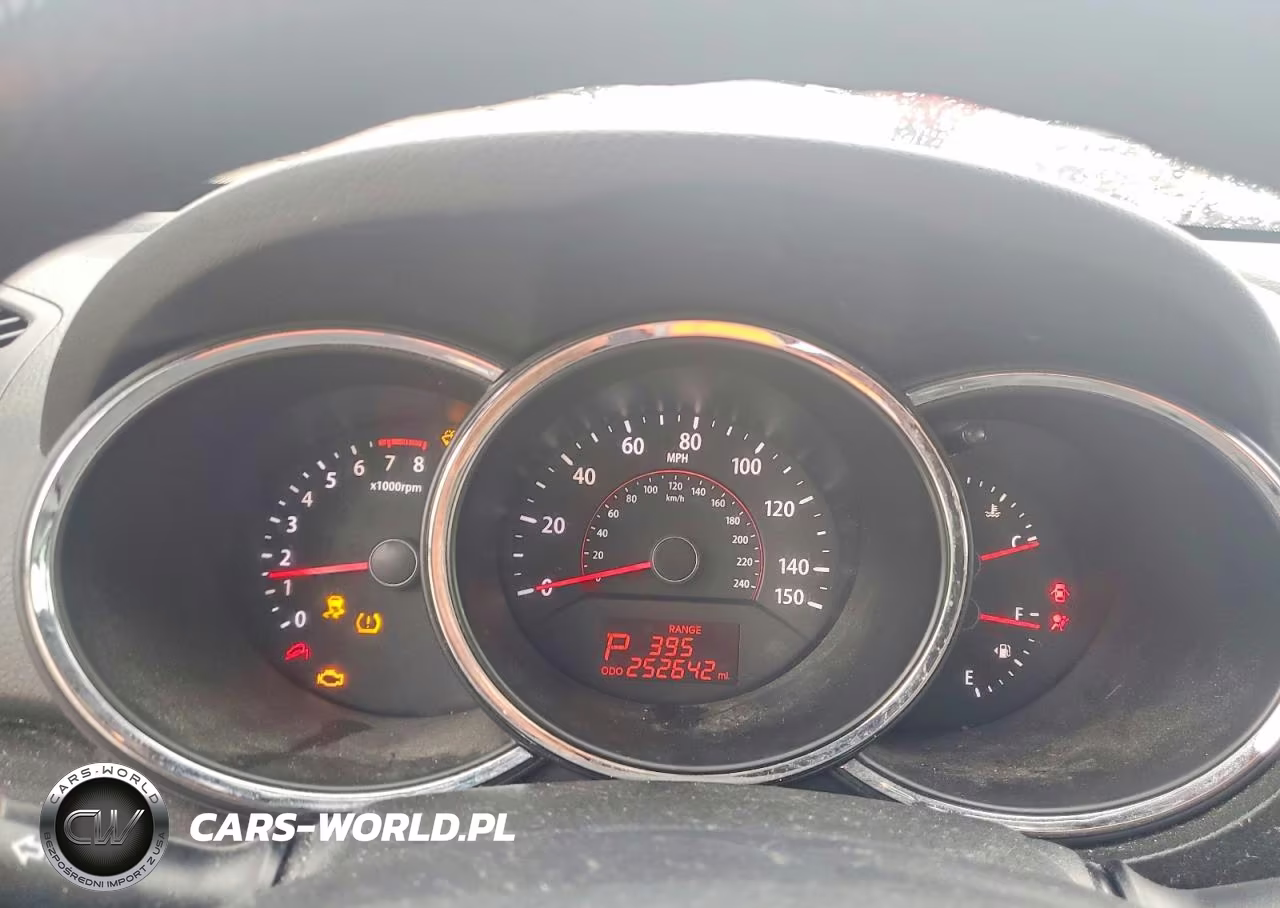 2011 Kia Sorento Lx VIN:5XYKT4A25BG122941 - 9