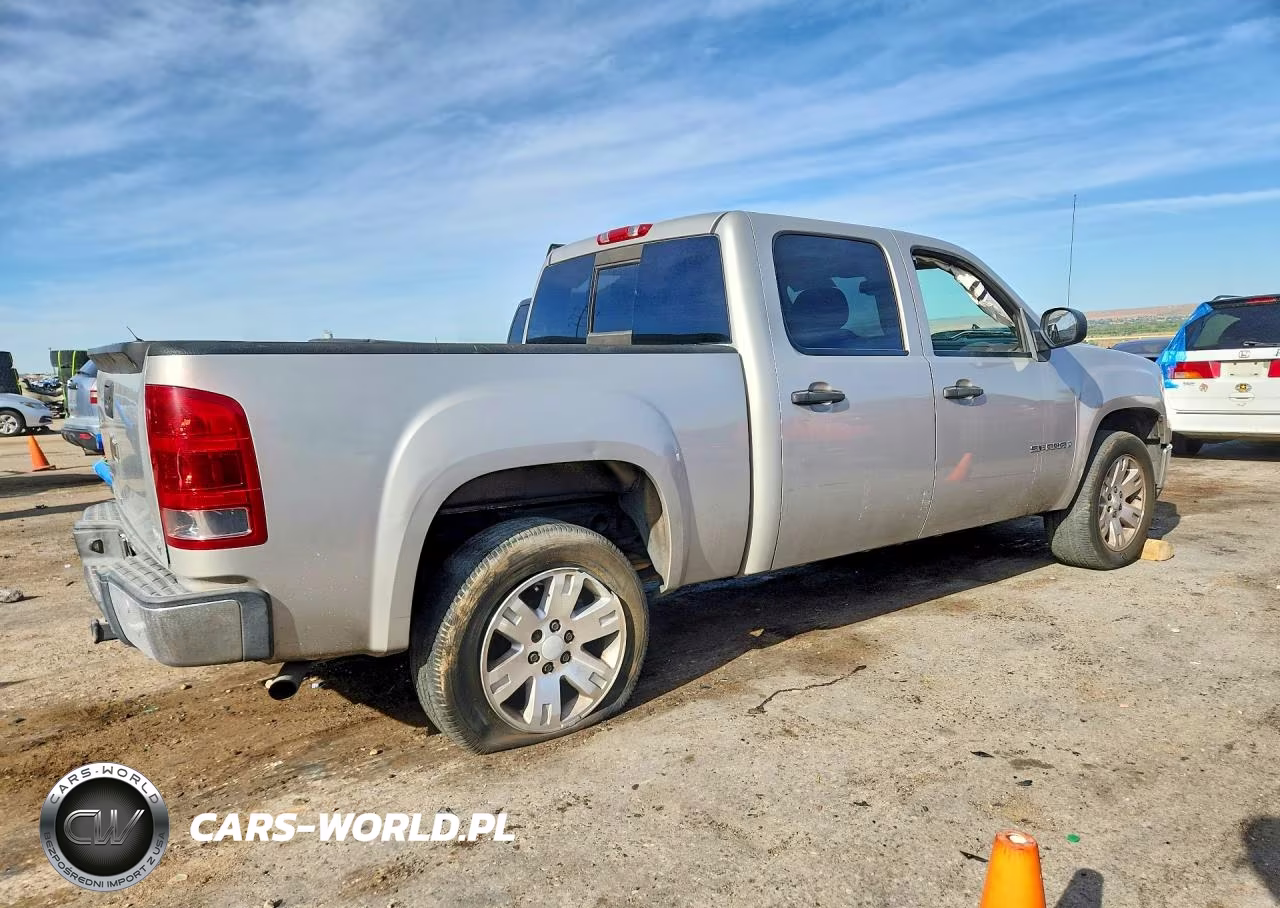 2008 GMC Sierra C1500 VIN:2GTEC13J281133608 - 3