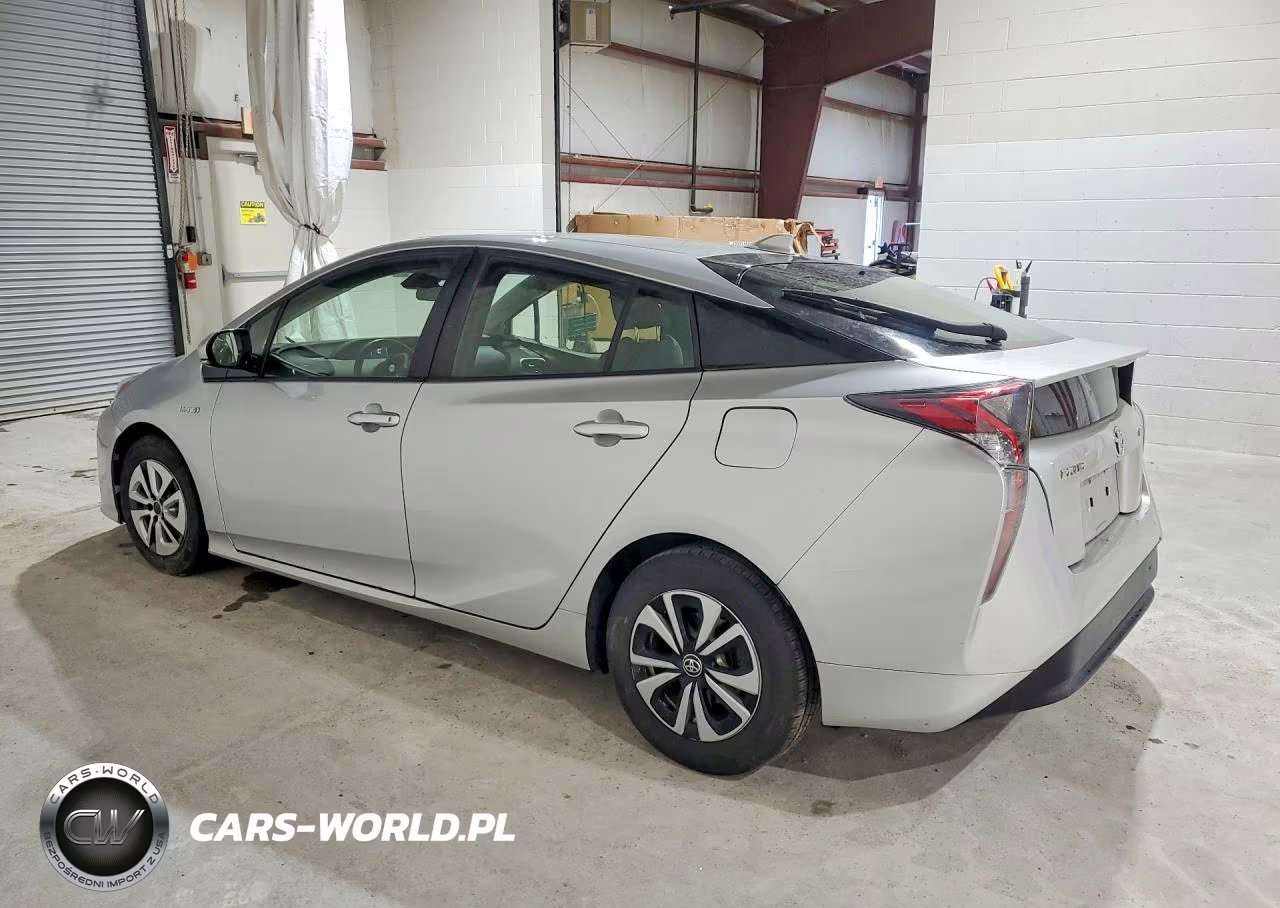 2016 Toyota Prius Three VIN:JTDKARFU9G3010099 - 2