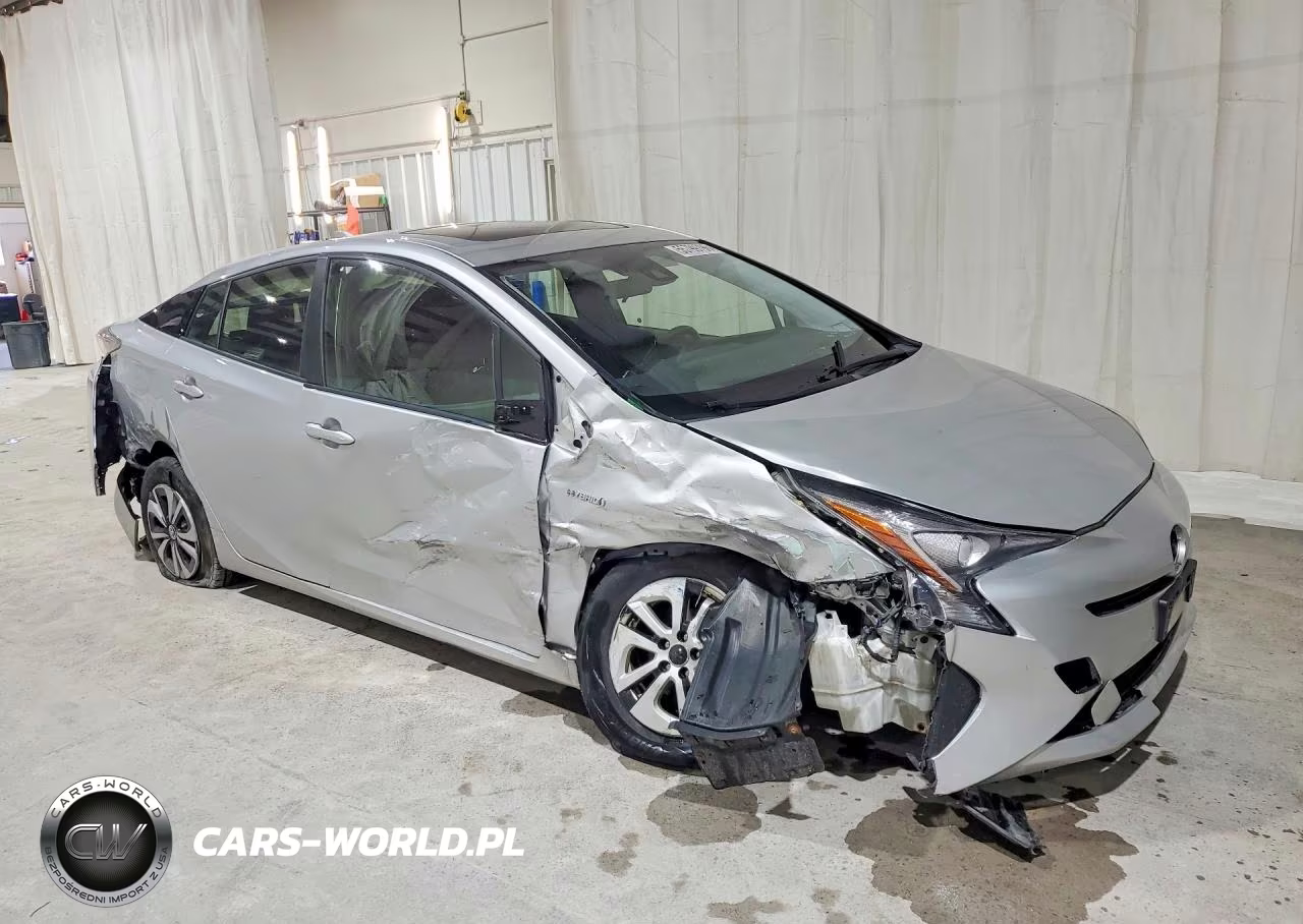 2016 Toyota Prius Three VIN:JTDKARFU9G3010099 - 4
