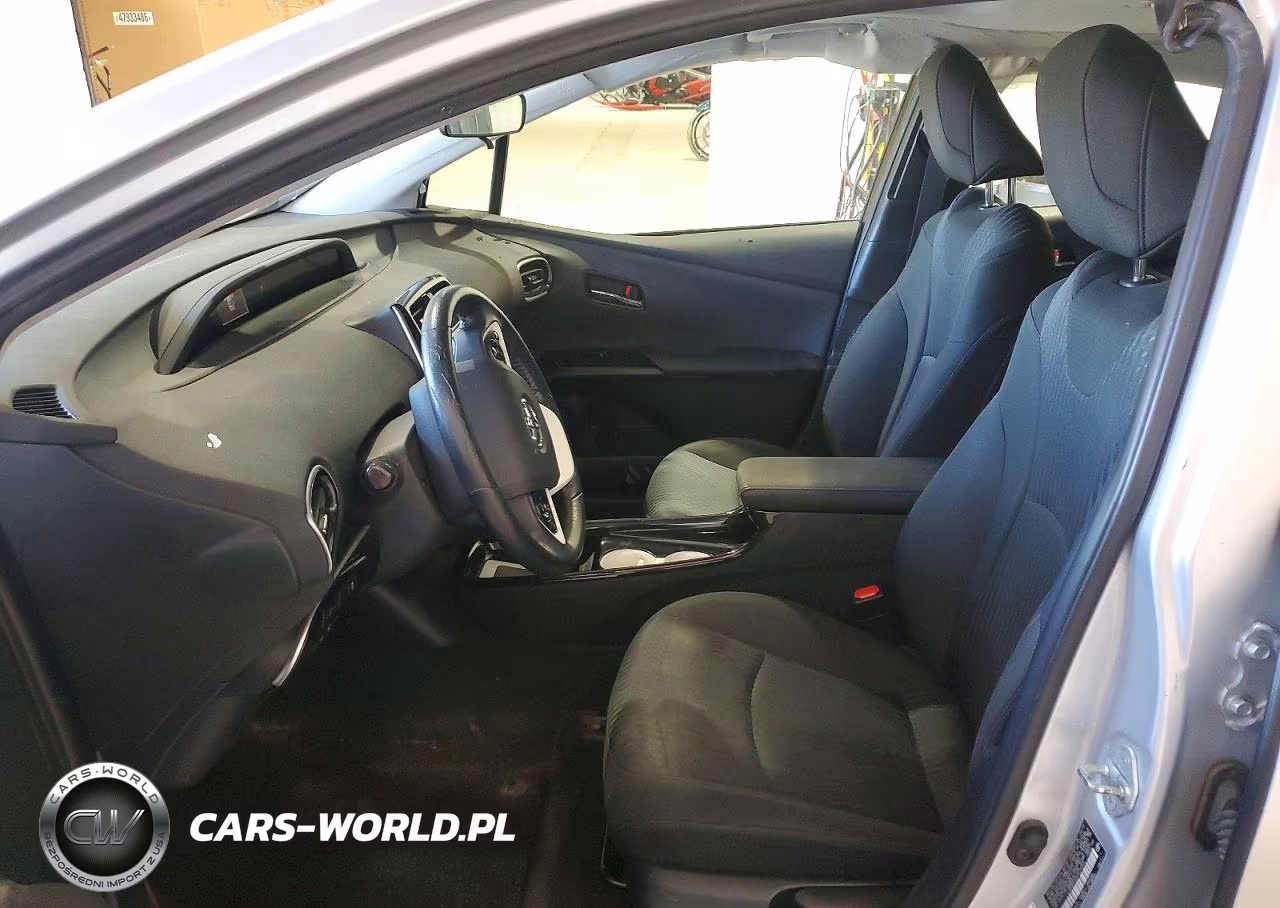2016 Toyota Prius Three VIN:JTDKARFU9G3010099 - 7