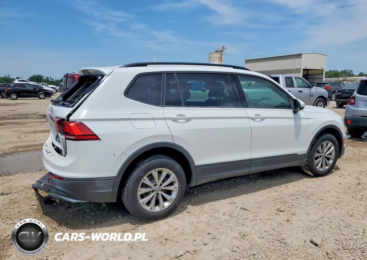 2019 Volkswagen Tiguan S VIN:3VV1B7AX2KM079188 - 3