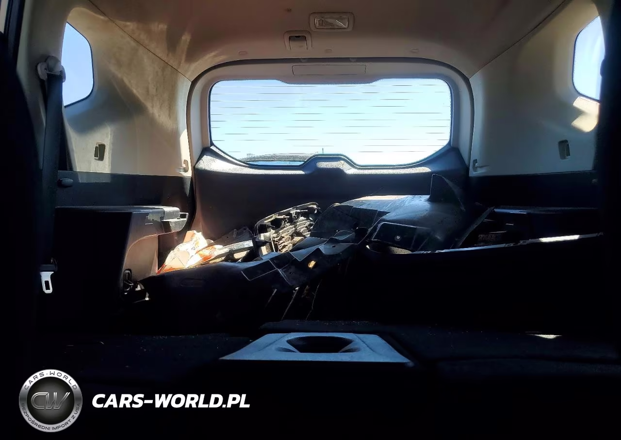 2017 Nissan Rogue S VIN:KNMAT2MV4HP504020 - 10