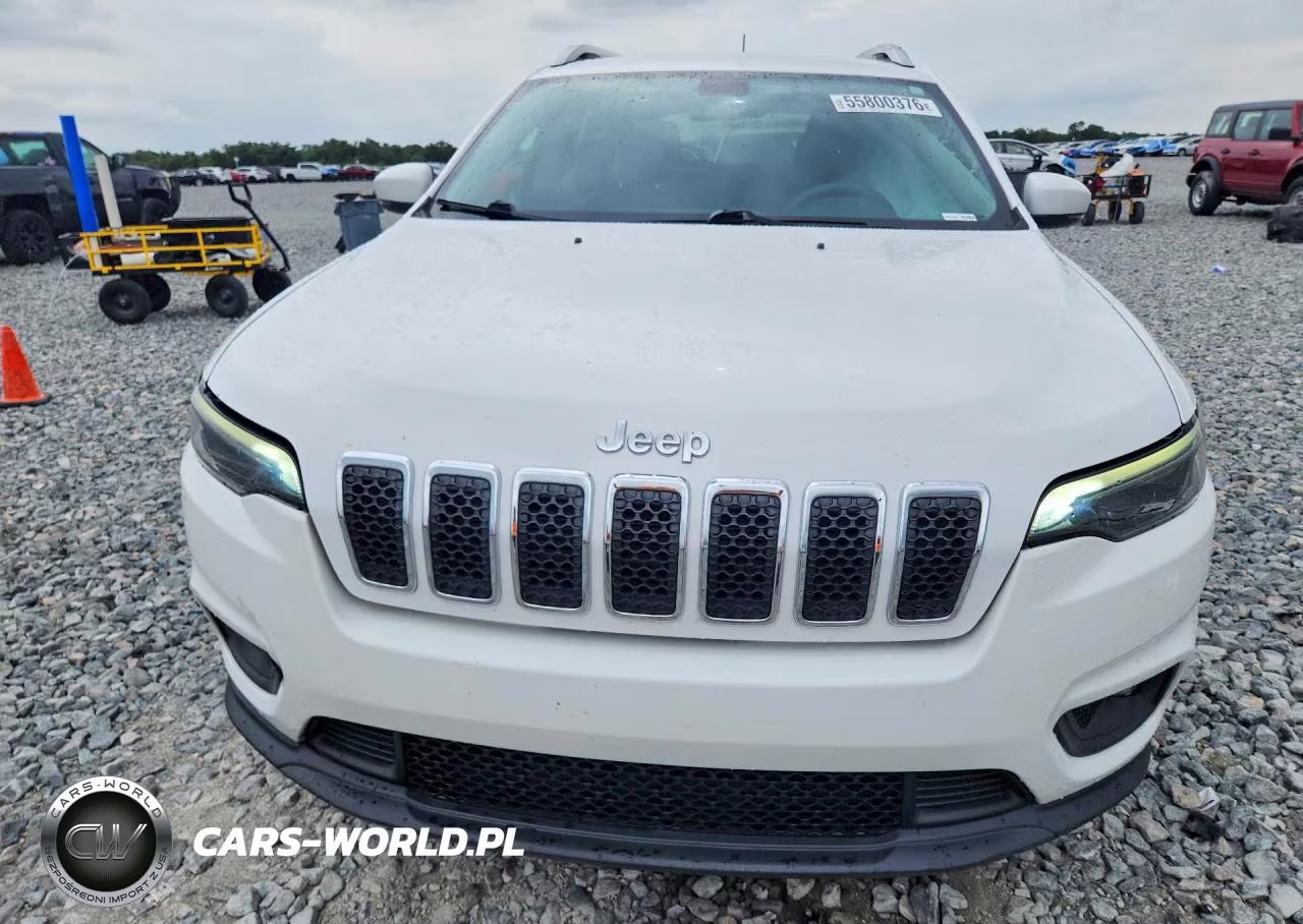 2019 Jeep Cherokee Latitude Plus VIN:1C4PJLLB6KD111125 - 5