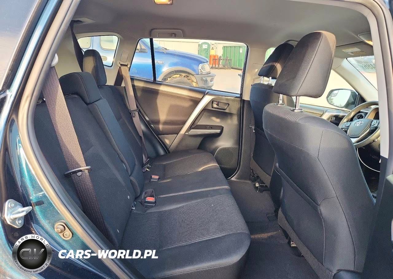 2018 Toyota Rav4 Le VIN:JTMZFREV9JJ752337 - 10