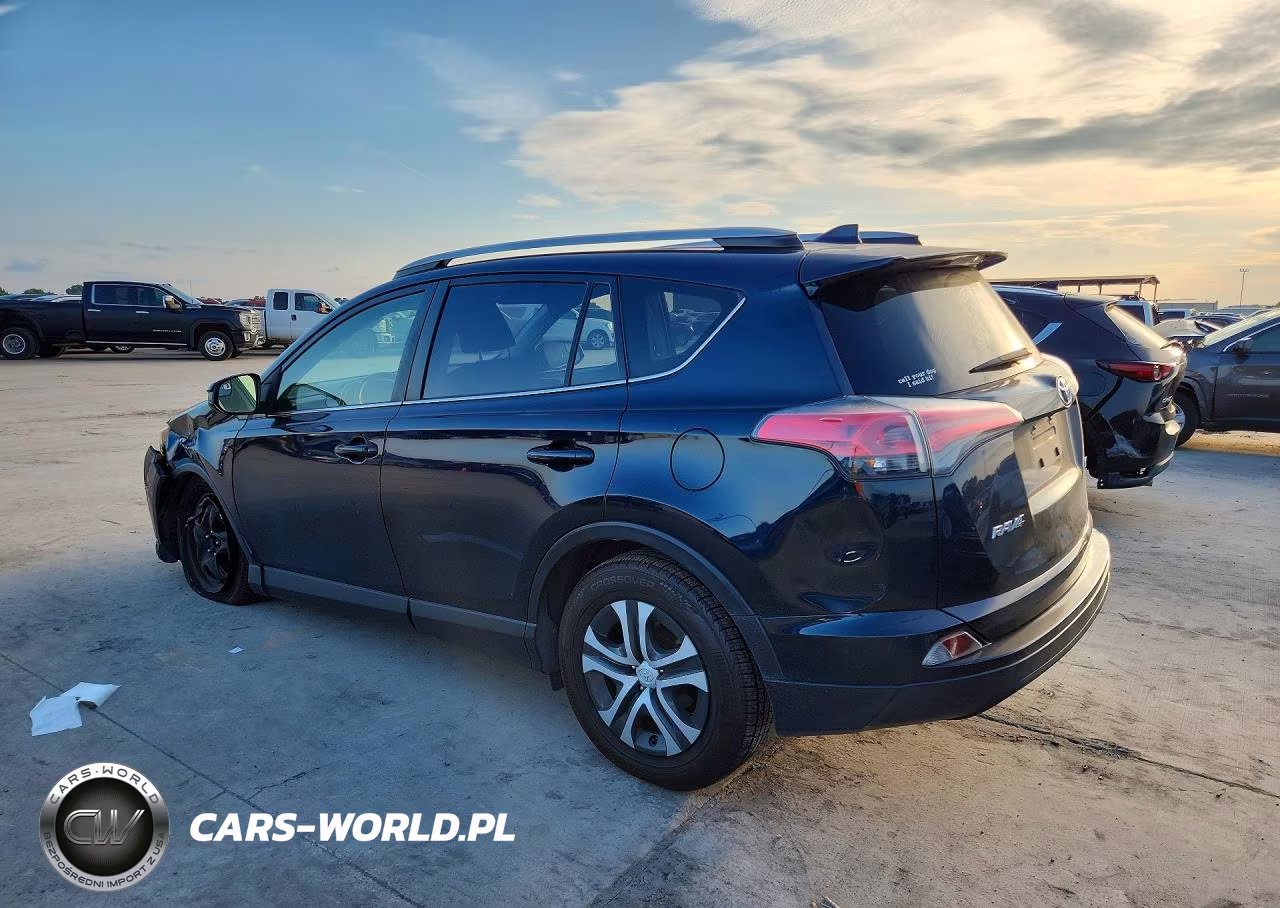 2018 Toyota Rav4 Le VIN:JTMZFREV9JJ752337 - 2
