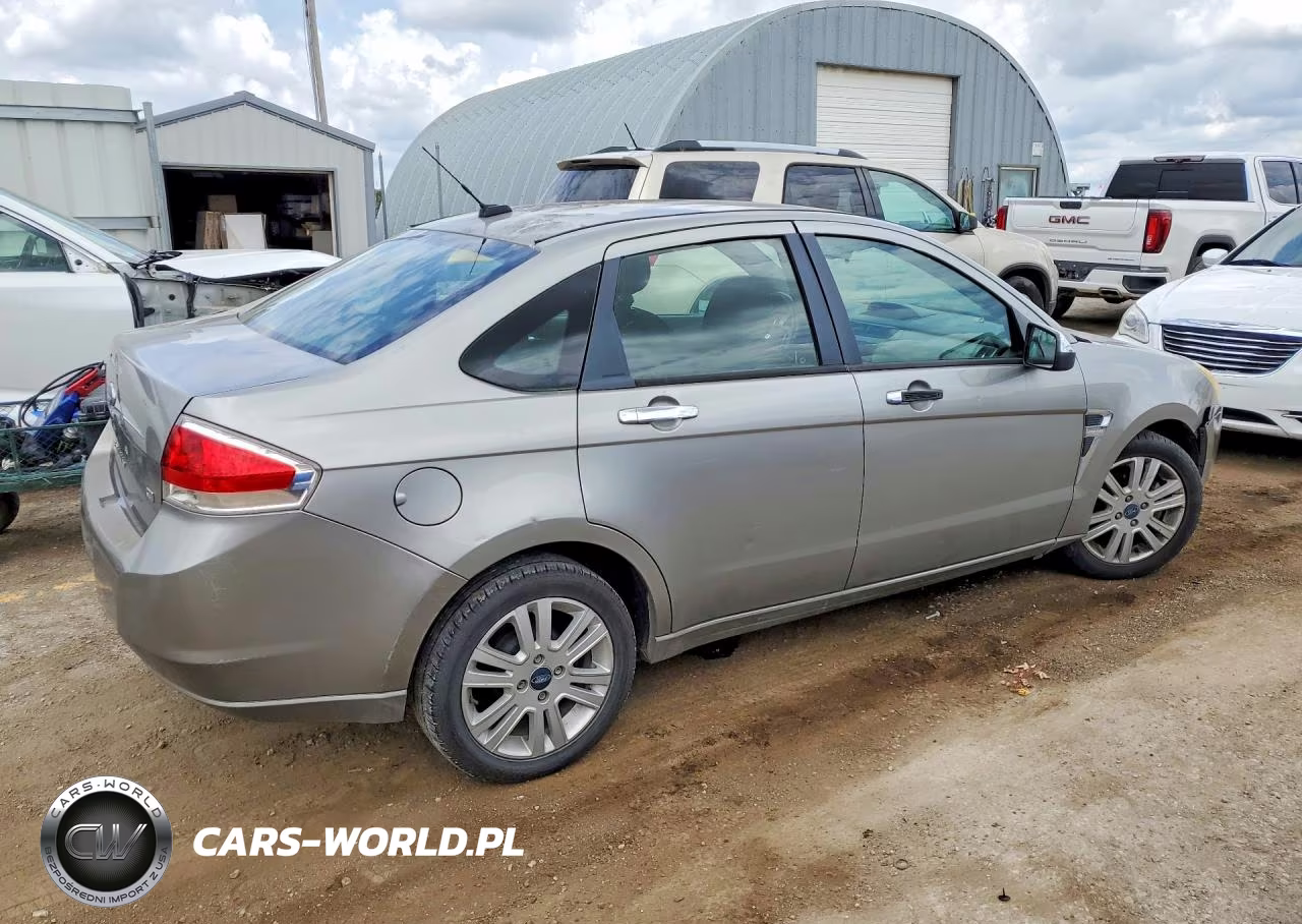 2008 Ford Focus VIN:1FAHP35NX8W261476 - 3