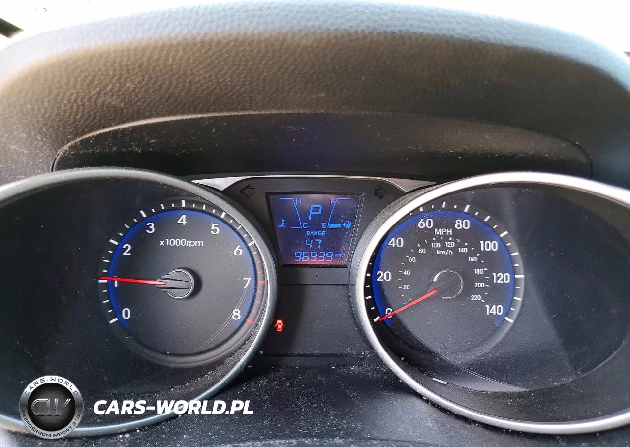 2015 Hyundai Tucson VIN:KM8JTCAF3FU971748 - 9