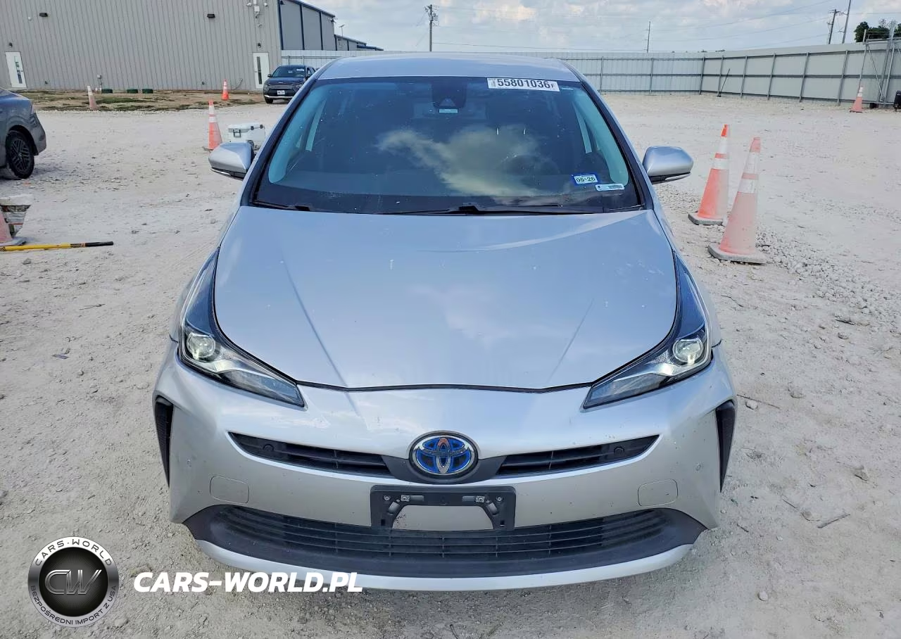 2020 Toyota Prius Le VIN:JTDKARFUXL3119147 - 6