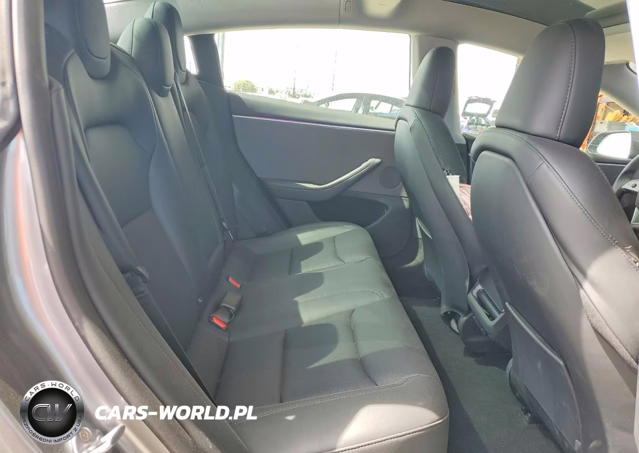 2025 Tesla Model 3 VIN:5YJ3E1EA8SF068993 - 10