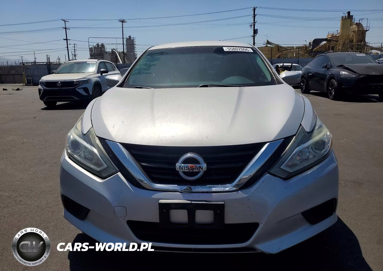 2017 Nissan Altima 2.5 S VIN:1N4AL3AP1HN353277 - 5