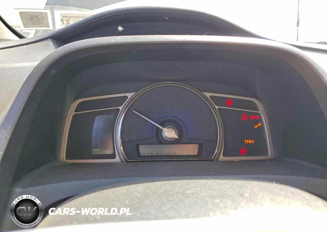 2010 Honda Civic Hybrid VIN:JHMFA3F28AS007087 - 9