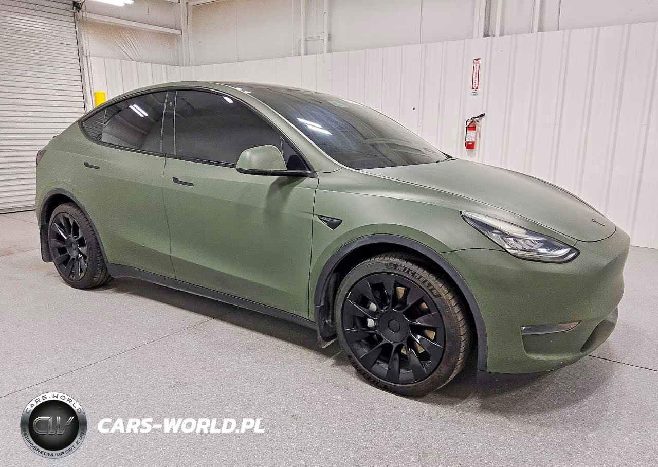 2020 Tesla Model Y VIN:5YJYGDEE0LF022550 - 4