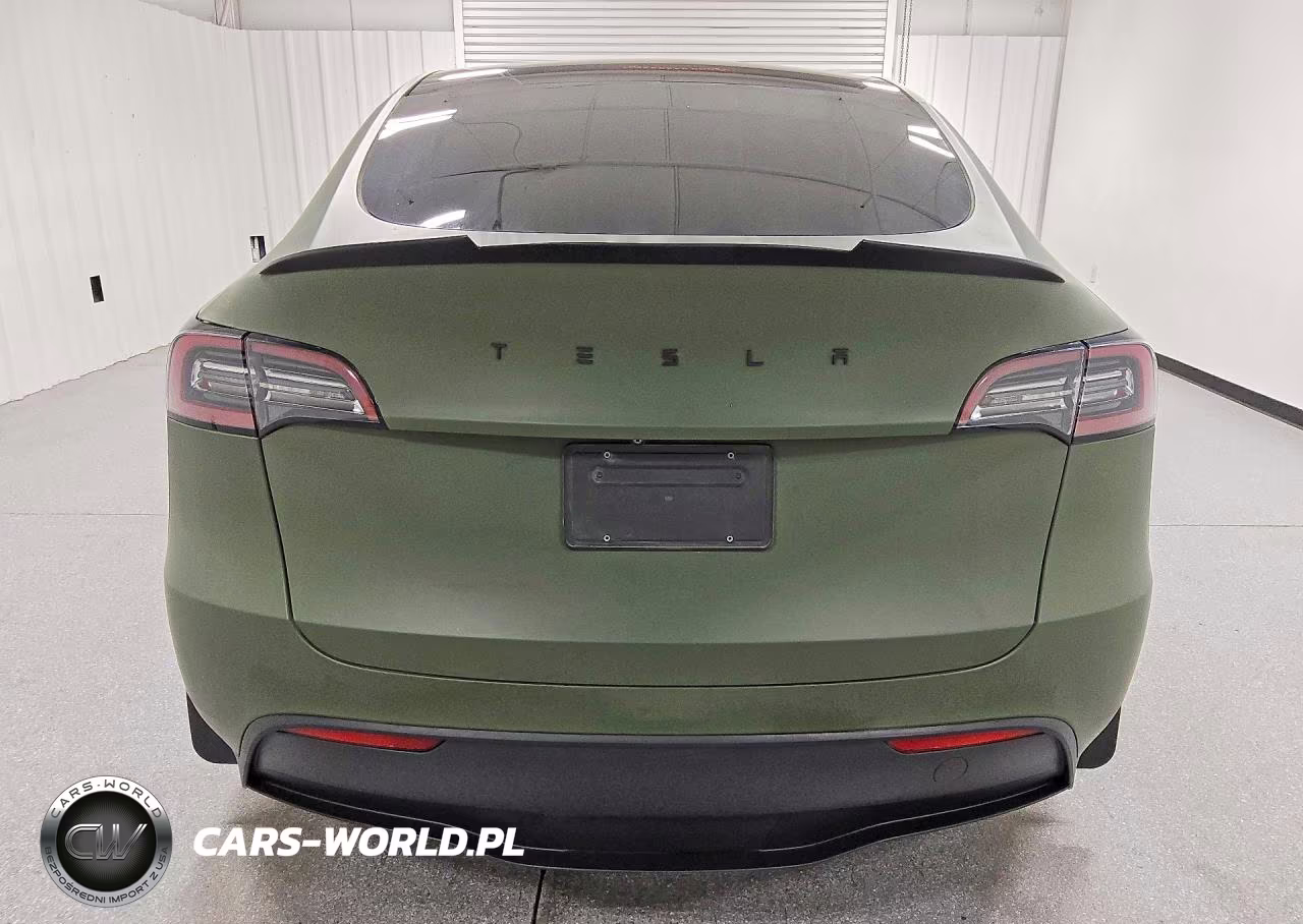 2020 Tesla Model Y VIN:5YJYGDEE0LF022550 - 6