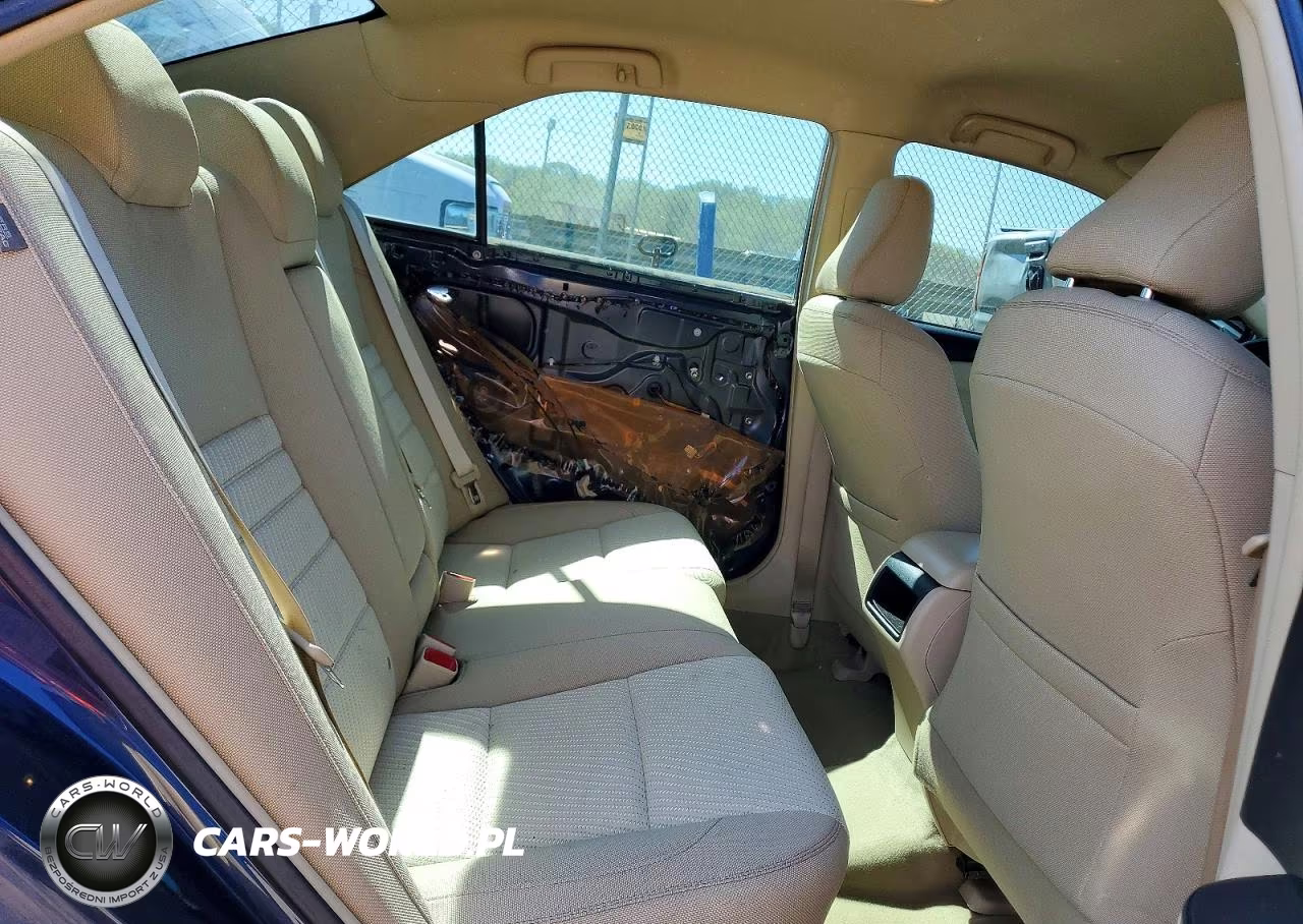 2016 Toyota Camry Le VIN:4T4BF1FK1GR568784 - 10