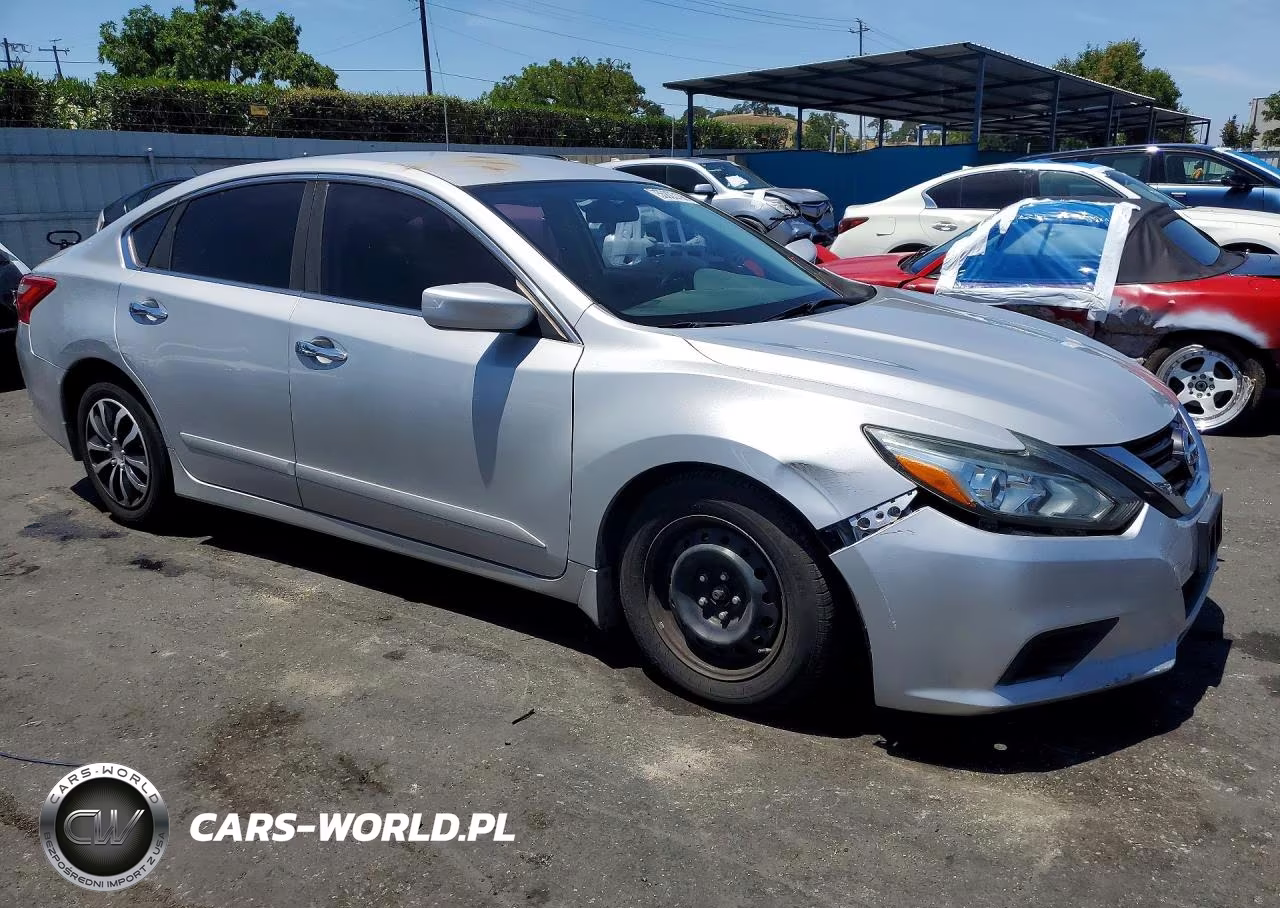 2017 Nissan Altima 2.5 S VIN:1N4AL3AP1HN319064 - 4