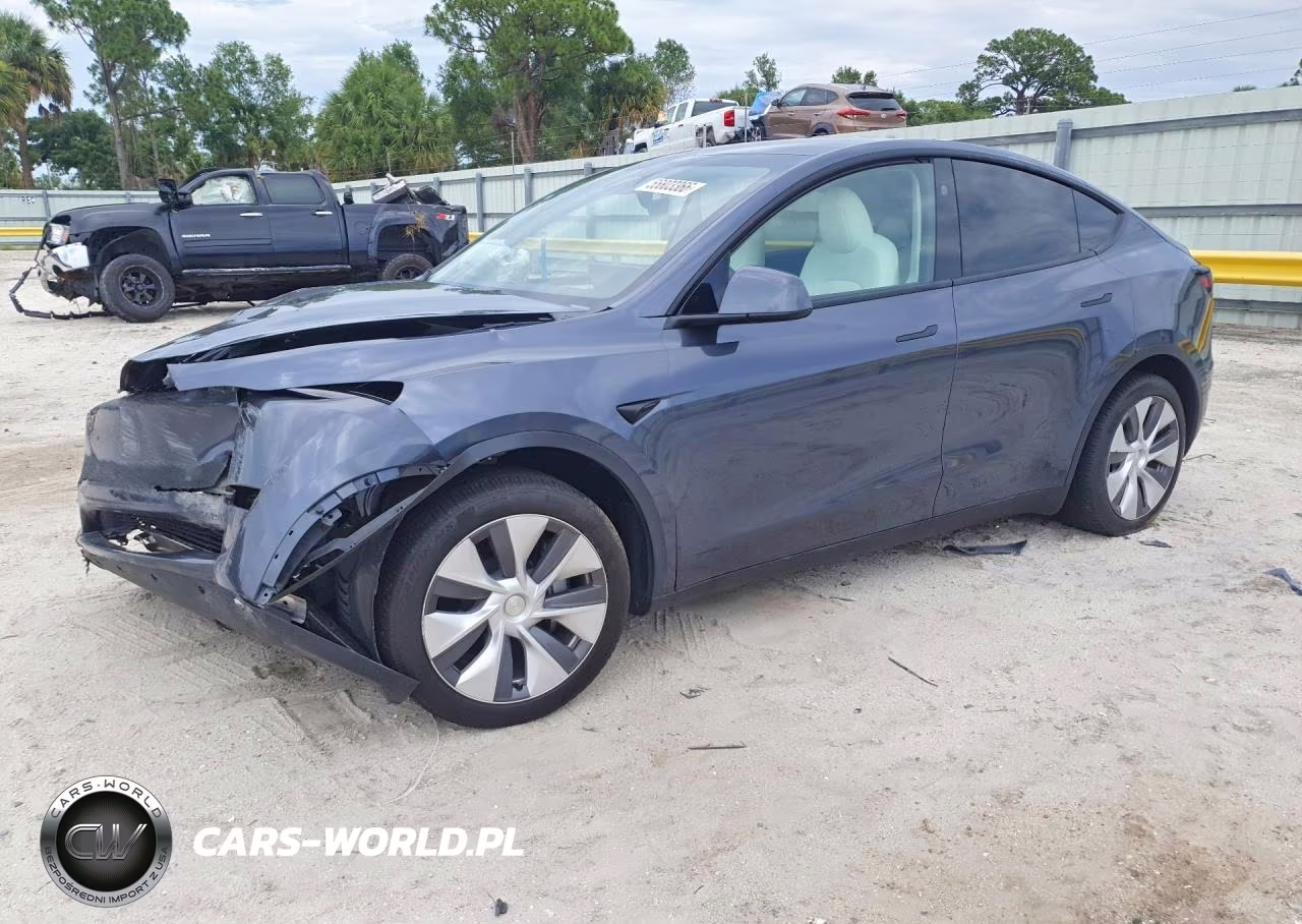 2023 Tesla Model Y – zdjęcie 1 z 12