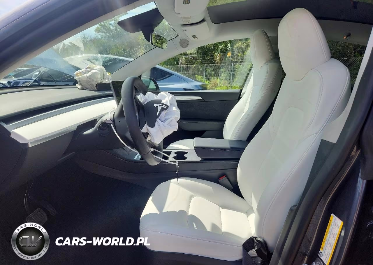 2023 Tesla Model Y VIN:7SAYGDEE1PA195340 - 7