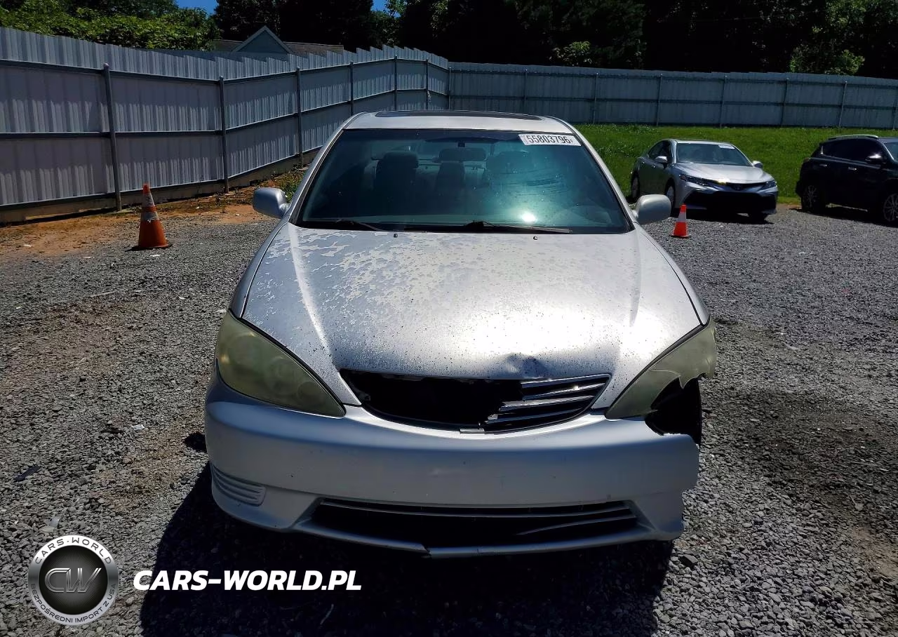 2005 Toyota Camry Le VIN:4T1BE30K55U529811 - 5
