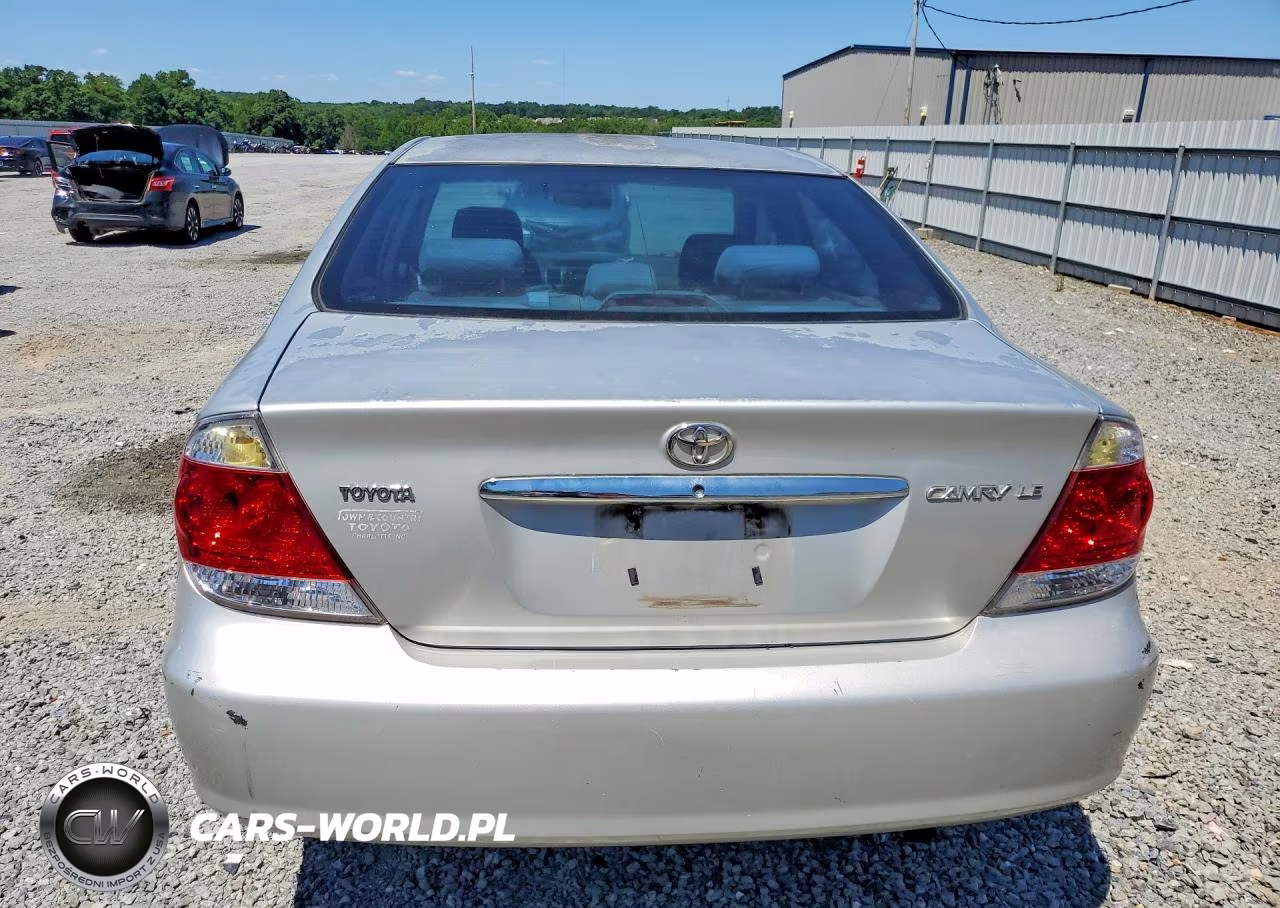 2005 Toyota Camry Le VIN:4T1BE30K55U529811 - 6
