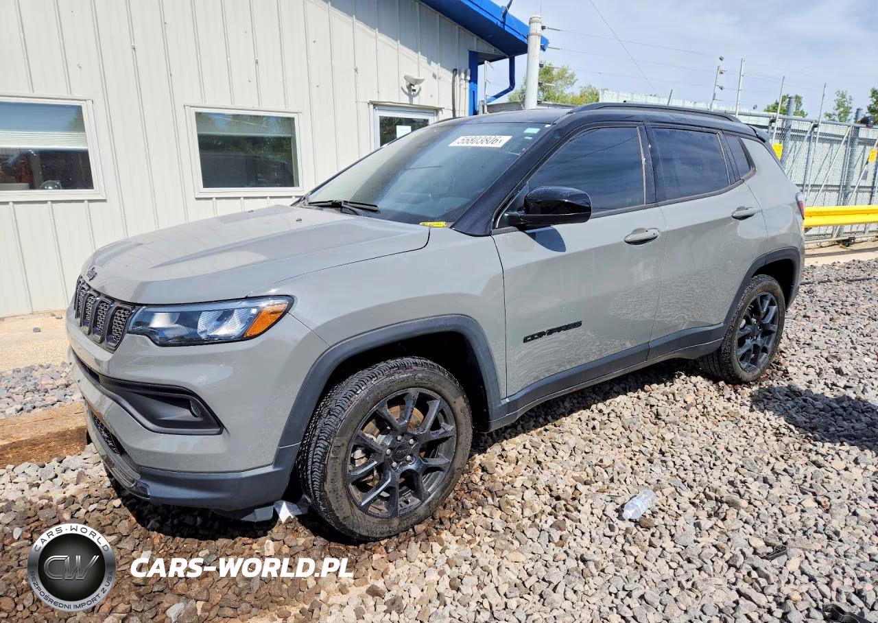 2024 Jeep Compass Latitude – zdjęcie 1 z 13