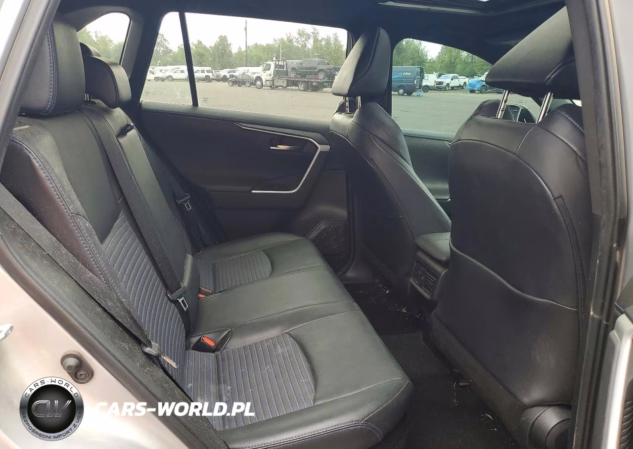 2021 Toyota Rav4 Xse VIN:2T3E6RFV9MW020776 - 10