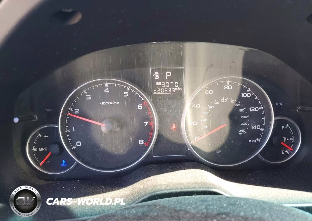 2013 Subaru Outback 2.5I Premium VIN:4S4BRBCC5D3211761 - 9