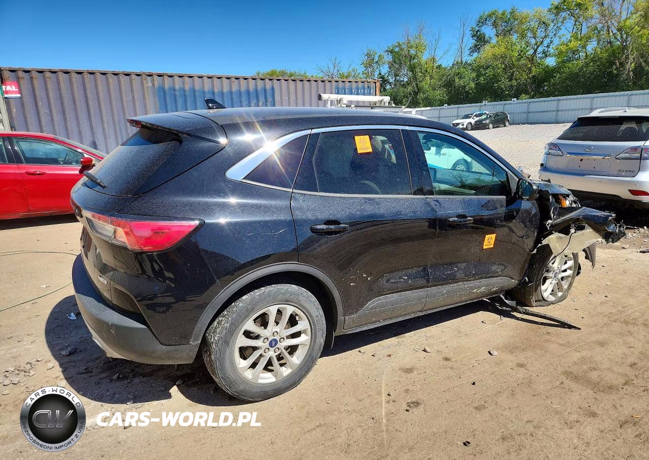 2020 Ford Escape Se VIN:1FMCU9G69LUA26315 - 3