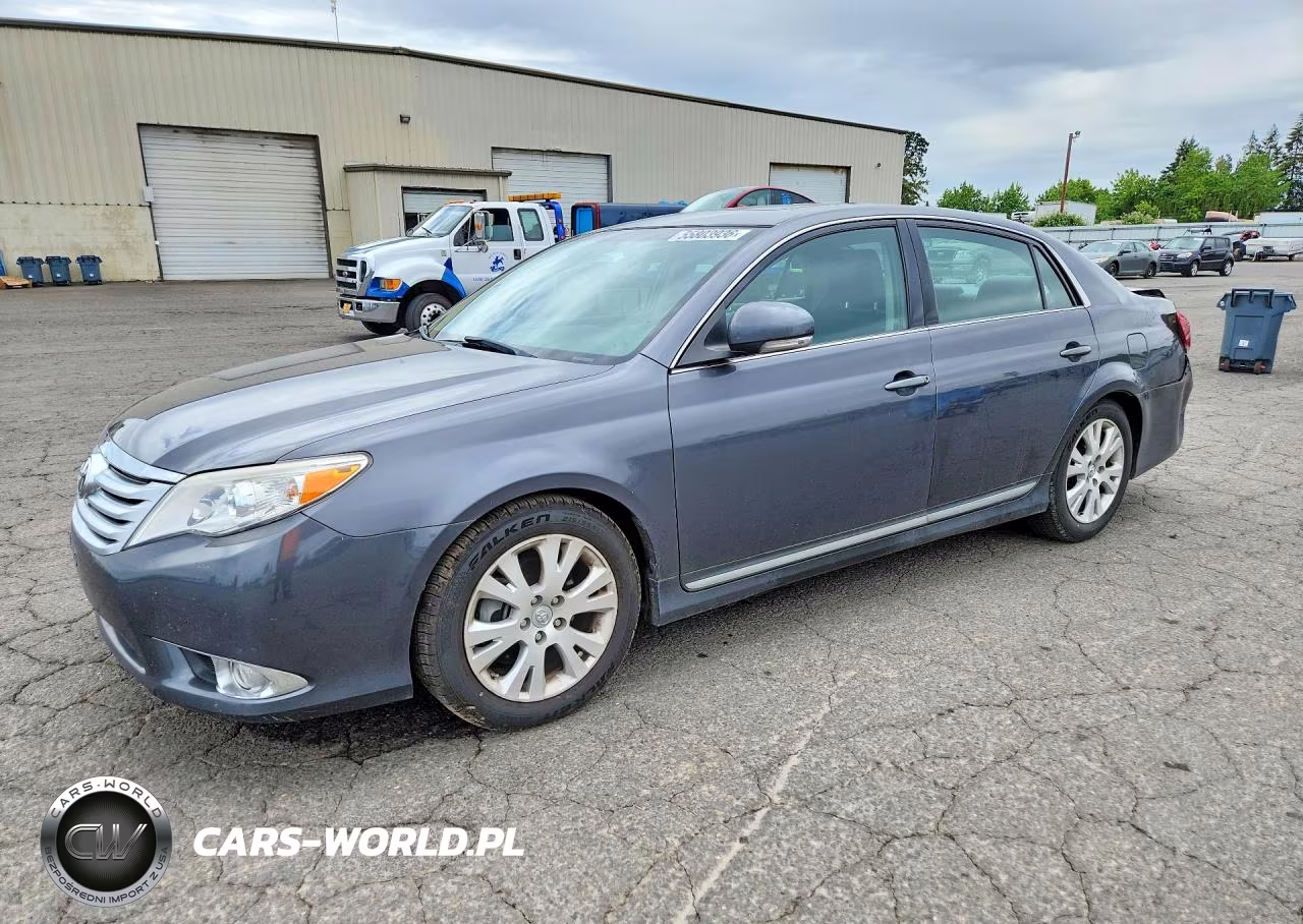 2012 Toyota Avalon Base