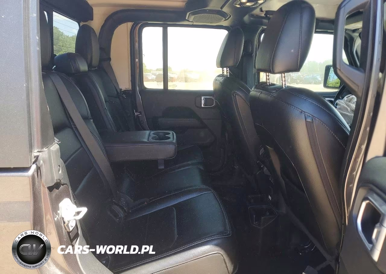 2020 Jeep Gladiator Overland VIN:1C6HJTFG8LL212094 - 10
