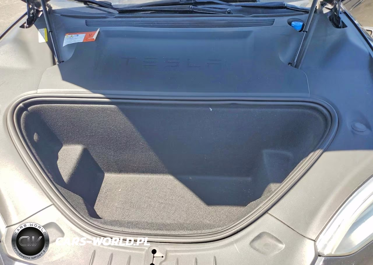 2016 Tesla Model S VIN:5YJSA1E1XGF147080 - 11