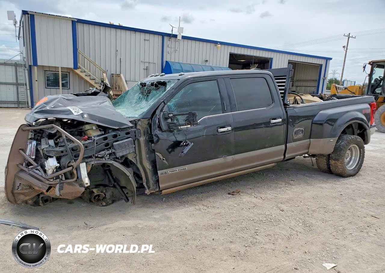 2022 Ford F350 Super Duty – zdjęcie 1 z 13
