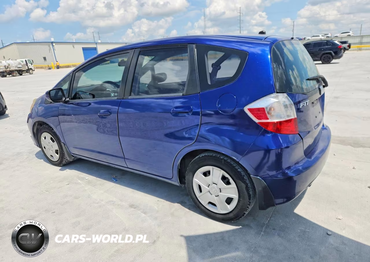 2013 Honda Fit VIN:JHMGE8H35DC061439 - 2