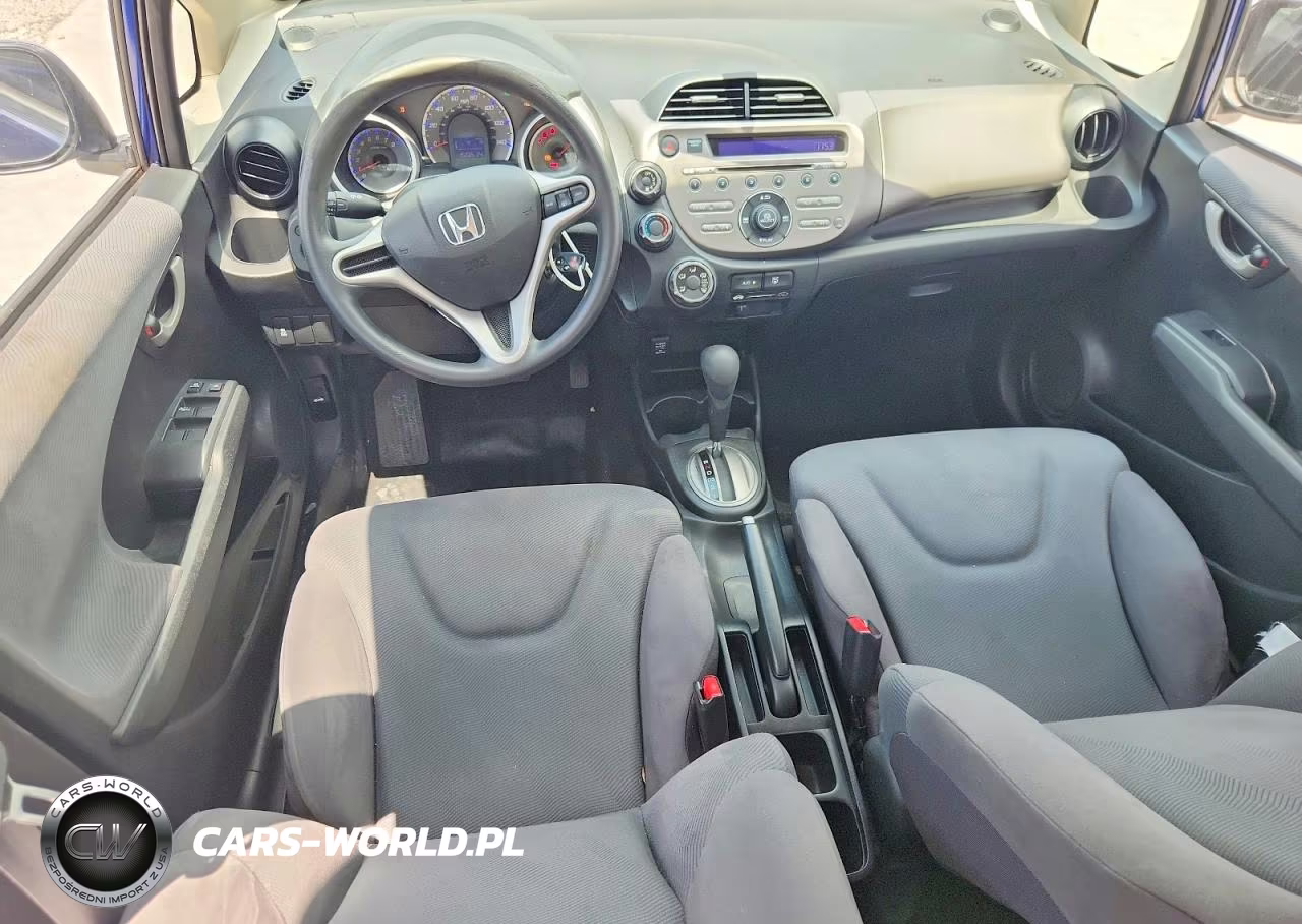 2013 Honda Fit VIN:JHMGE8H35DC061439 - 8