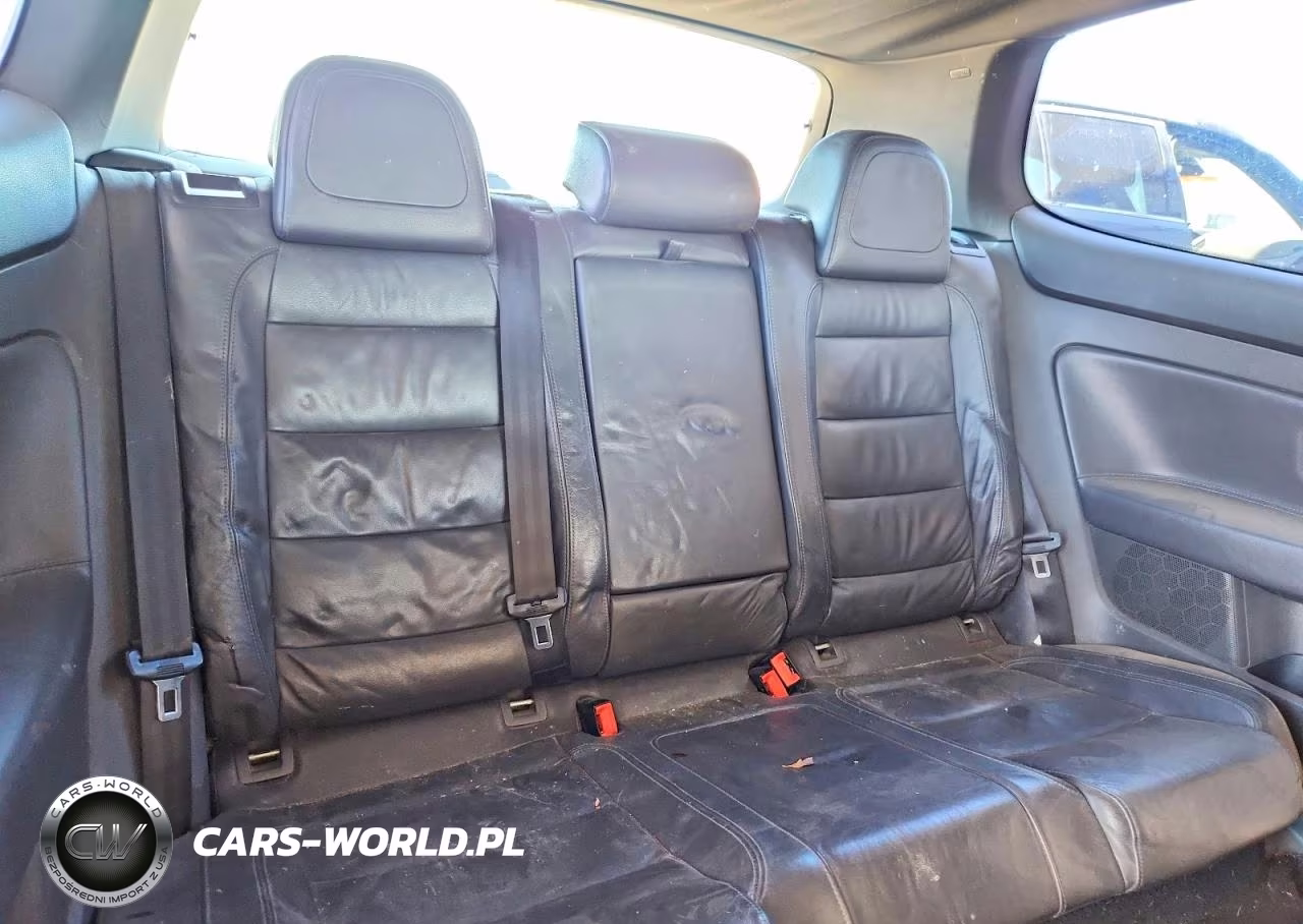 2008 Volkswagen Gti VIN:WVWFV71K38W084702 - 10