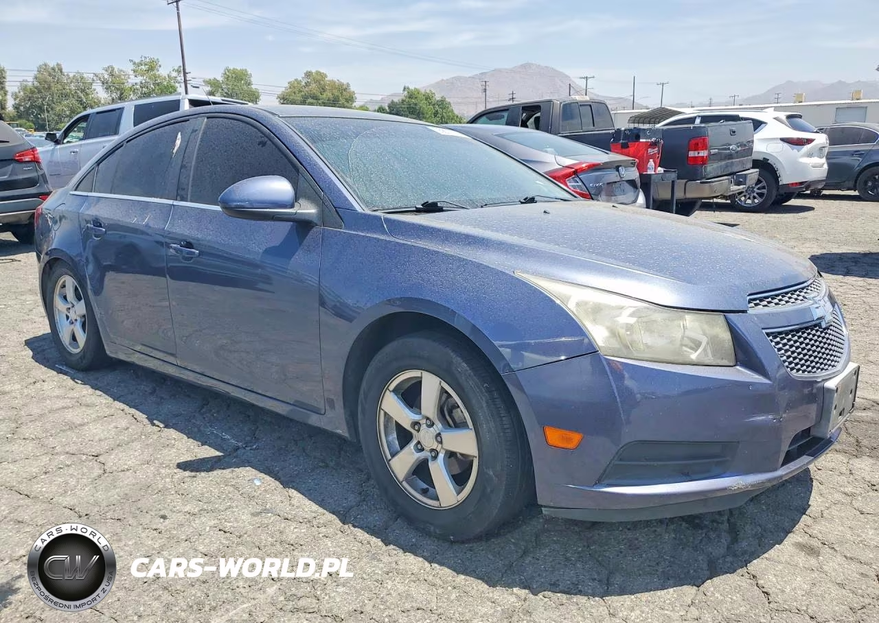 2013 Chevrolet Cruze Lt VIN:1G1PC5SB8D7263814 - 4