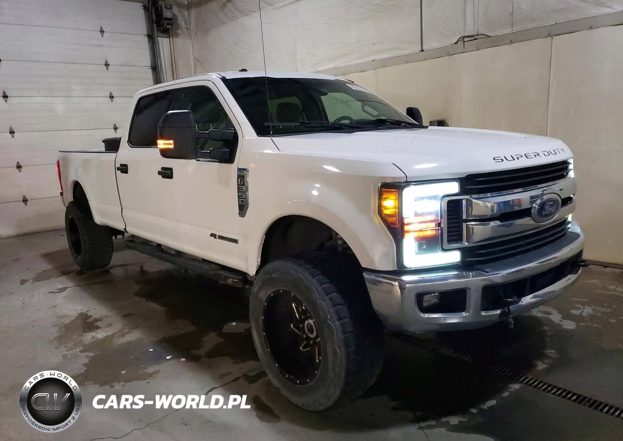 2017 Ford F350 Super Duty VIN:1FT8W3BT2HEE37989 - 4